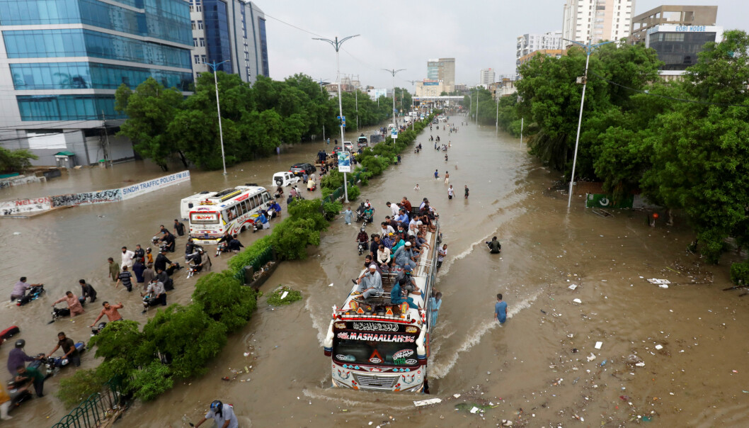Studie: De fleste coronasmittede i Karachi var symptomfrie Studie: De fleste coronasmittede i Karachi var symptomfrie