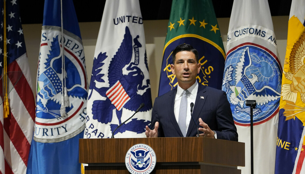 USA: Varsler sier han ble bedt om å dysse ned trusler fra Russland og nasjonalister USA: Varsler sier han ble bedt om å dysse ned trusler fra Russland og nasjonalister