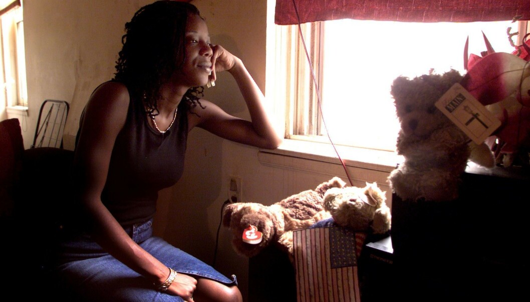 <strong>PREGET AV HENDELSEN:</strong> For Marcy Borders ble livet aldri det samme igjen etter terrorangrepet 11. september 2001. Her er hun fotografert i hjemmet sitt i Bayonne i New Jersey ett år etter hendelsen. - Etter det hun opplevde hatet hun New York, og ville aldri tilbake dit, har broren Michael Borders tidligere uttalt til PIX11. FOTO: NTB scanpix <strong>PREGET AV HENDELSEN:</strong> For Marcy Borders ble livet aldri det samme igjen etter terrorangrepet 11. september 2001. Her er hun fotografert i hjemmet sitt i Bayonne i New Jersey ett år etter hendelsen. - Etter det hun opplevde hatet hun New York, og ville aldri tilbake dit, har broren Michael Borders tidligere uttalt til PIX11. FOTO: NTB scanpix