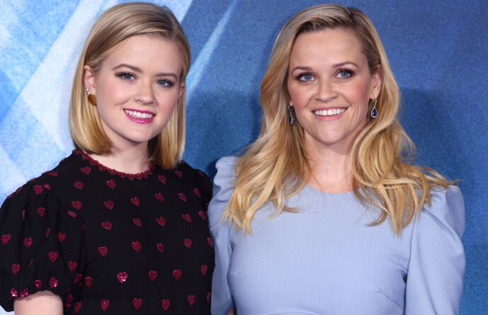 <strong>VELDIG LIKE:</strong> Det er ikke så vrient å se at Ava og Reese er i slekt. Helt siden førstnevnte var liten har hun vært klisslik kjendismoren. Foto: NTB scanpix <strong>VELDIG LIKE:</strong> Det er ikke så vrient å se at Ava og Reese er i slekt. Helt siden førstnevnte var liten har hun vært klisslik kjendismoren. Foto: NTB scanpix