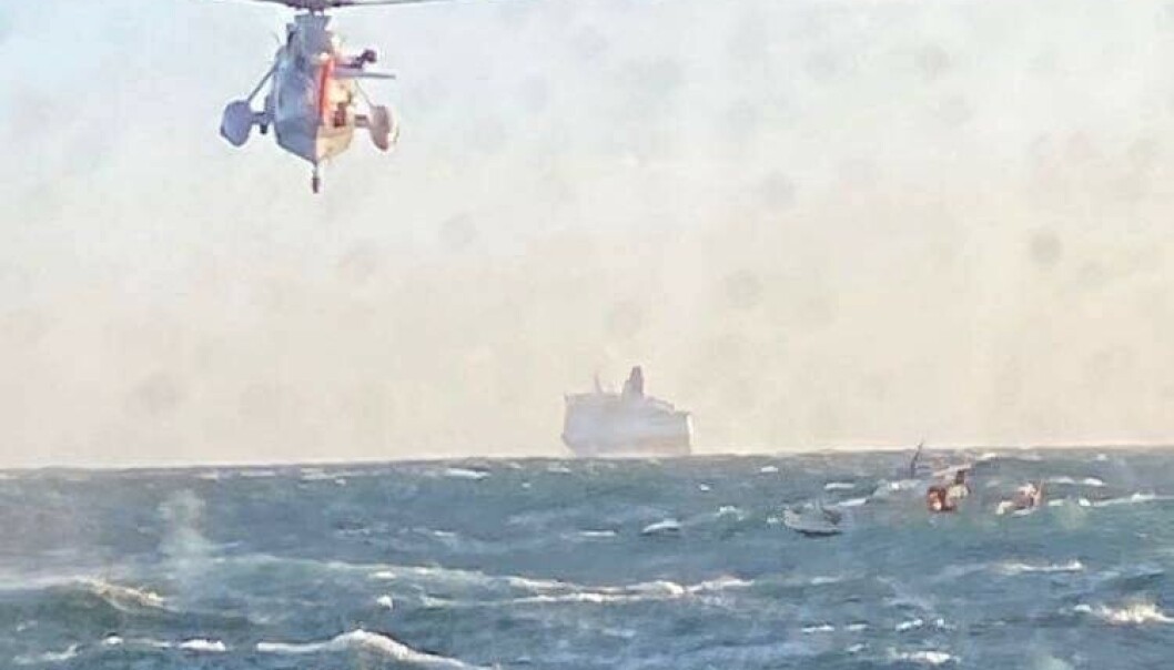<strong>MYE VIND:</strong> Cruiseskipet «Crown Princess» fra DFDS Seaways forsøkte å gi le for vinden, men begynte selv å drive, og kunne ikke gå nærme nok. Foto: RS «Eivind Eckbo» <strong>MYE VIND:</strong> Cruiseskipet «Crown Princess» fra DFDS Seaways forsøkte å gi le for vinden, men begynte selv å drive, og kunne ikke gå nærme nok. Foto: RS «Eivind Eckbo»