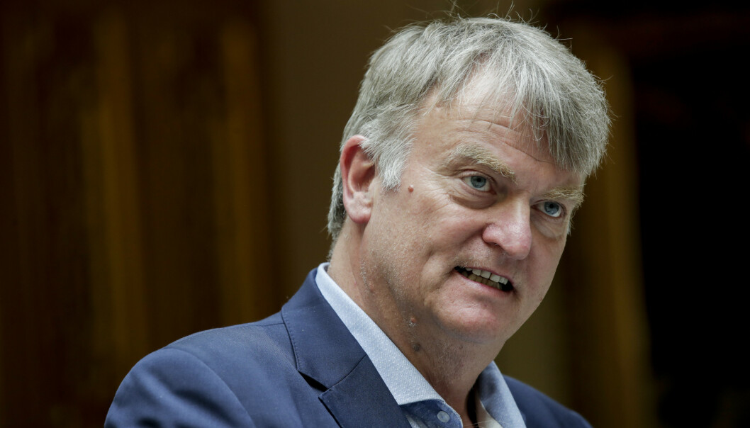 <strong>FORSTÅR INGENTING:</strong> Ove Trellevik (H) evner ikke å få tak i hva som er Arbeiderpartiets politikk. Skal de lytte til Tyskland eller kommunene? Og skal de prioritere kvoteflyktninger eller ikke? Foto: Vidar Ruud / NTB <strong>FORSTÅR INGENTING:</strong> Ove Trellevik (H) evner ikke å få tak i hva som er Arbeiderpartiets politikk. Skal de lytte til Tyskland eller kommunene? Og skal de prioritere kvoteflyktninger eller ikke? Foto: Vidar Ruud / NTB