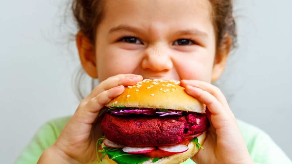 Lege advarer familier mot å spise vegansk