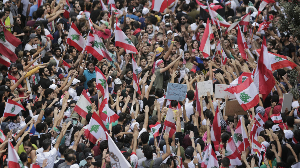 Hundretusenvis protesterte mot Libanons regjering
